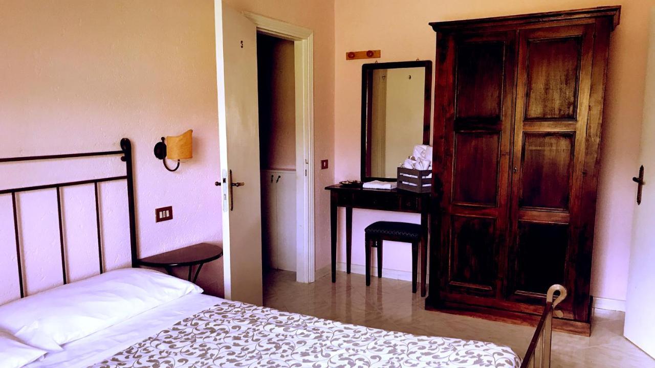 Pian d'Isola Bed and Breakfast Costacciaro Buitenkant foto